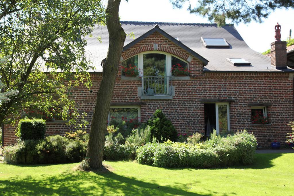 La Citadelle d'Hututu Bed & Breakfast Avesnes-sur-Helpe Eksteriør bilde