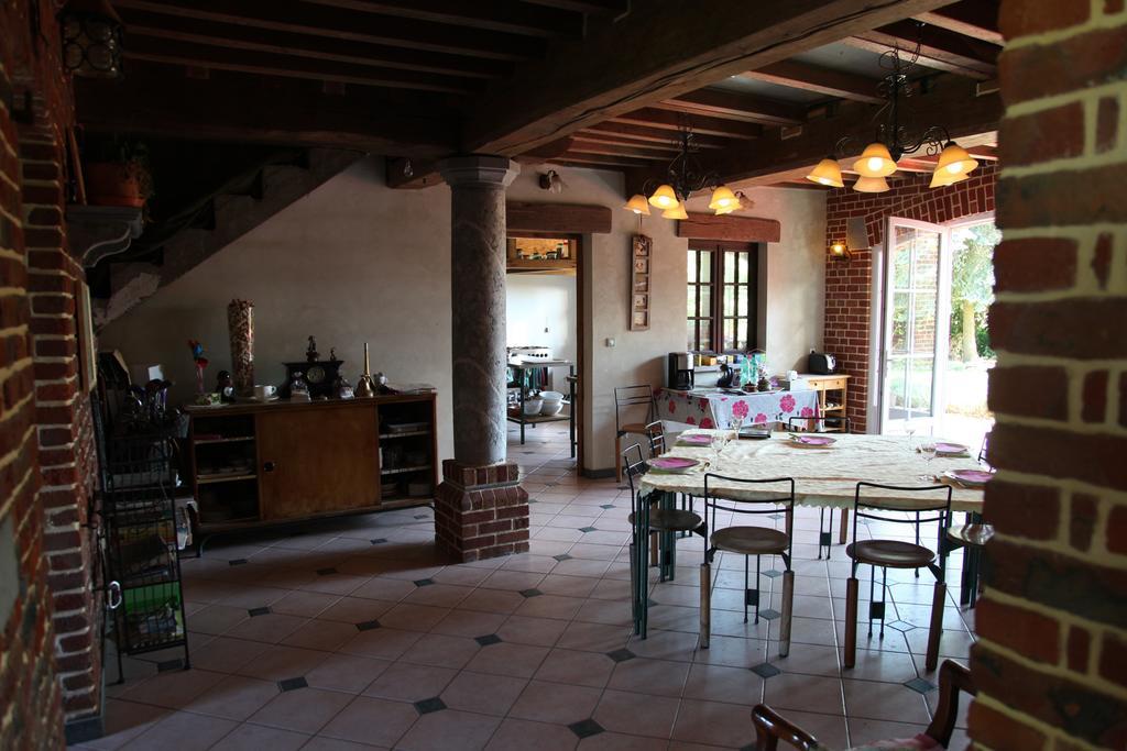 La Citadelle d'Hututu Bed & Breakfast Avesnes-sur-Helpe Eksteriør bilde