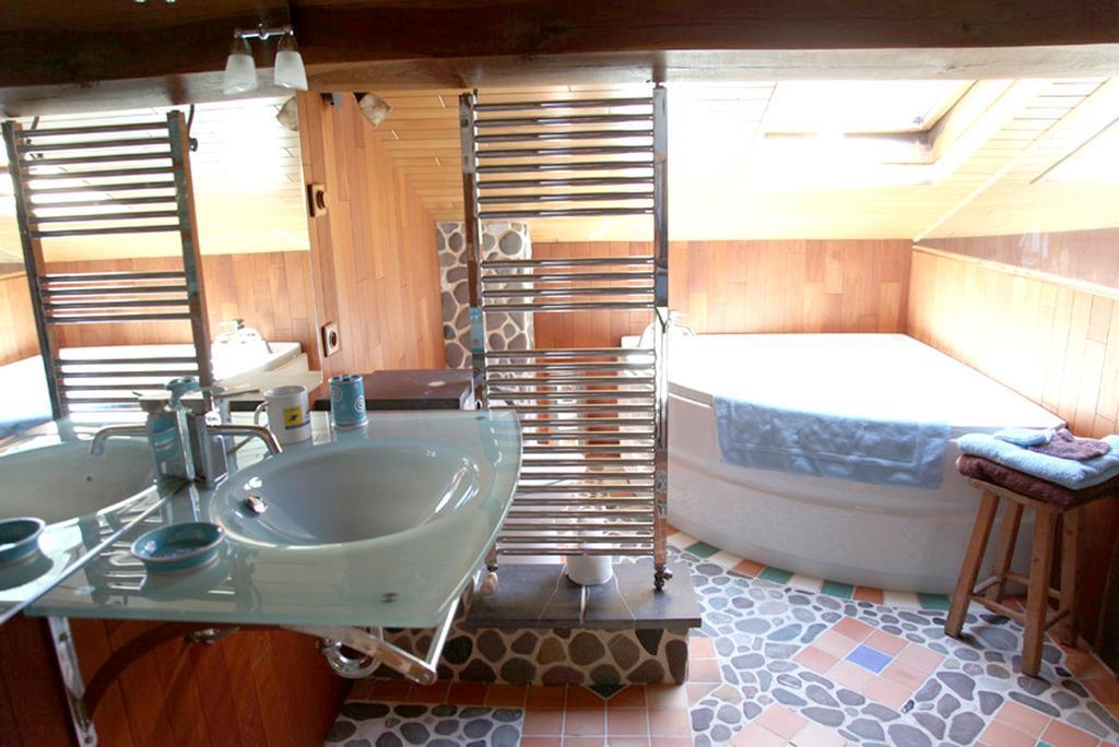 La Citadelle d'Hututu Bed & Breakfast Avesnes-sur-Helpe Rom bilde