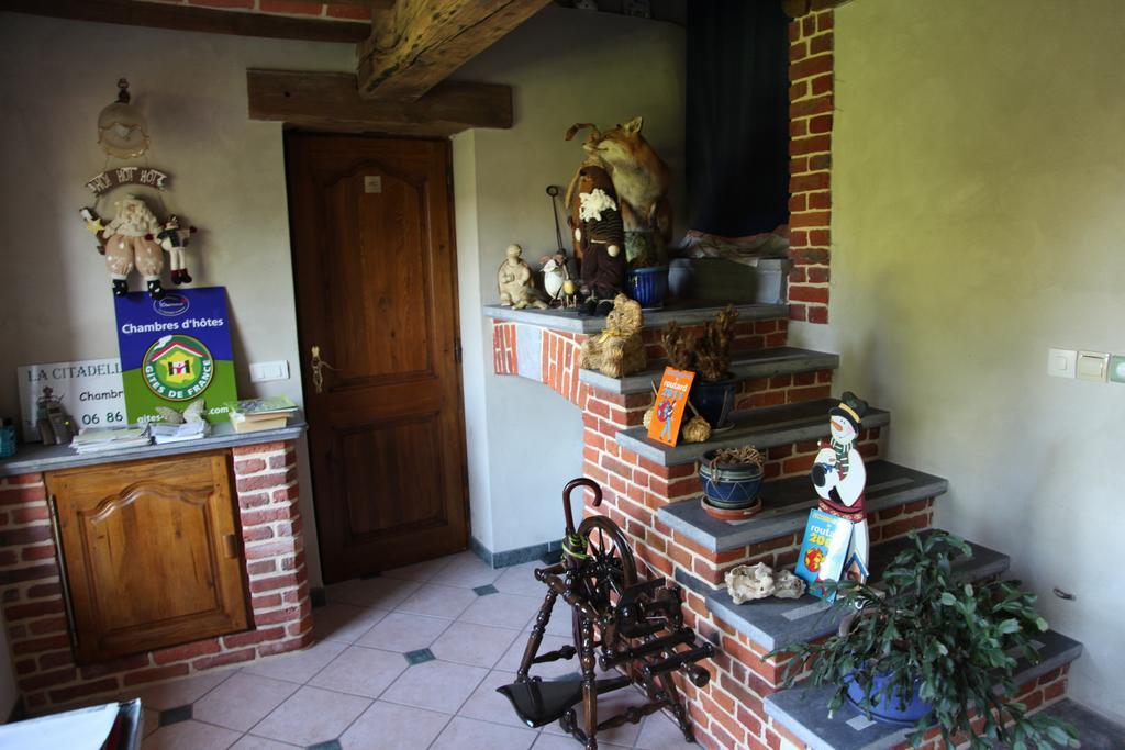 La Citadelle d'Hututu Bed & Breakfast Avesnes-sur-Helpe Eksteriør bilde